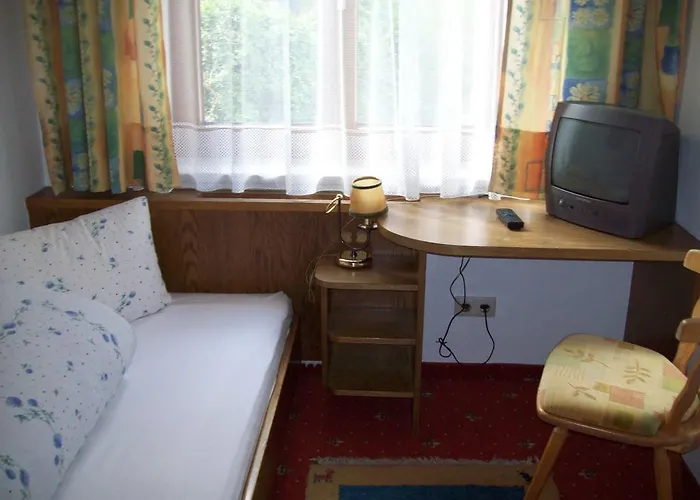 格赖因旅馆 招待所 3*