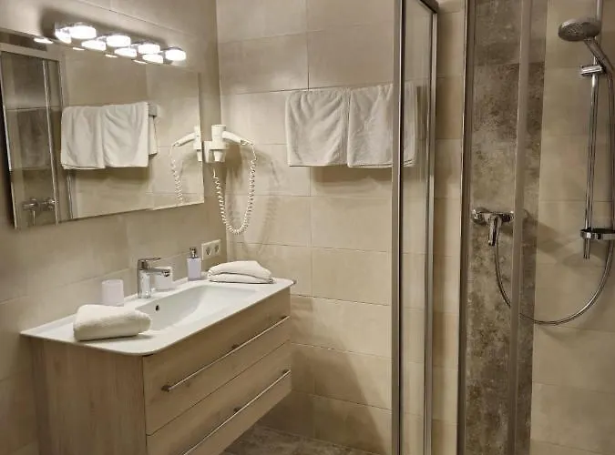 招待所 格赖因旅馆 普范德斯