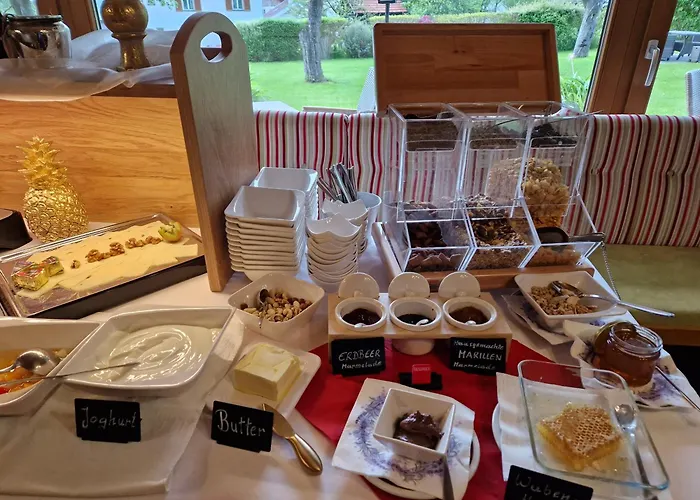 ゲストハウス Grein プフンツ