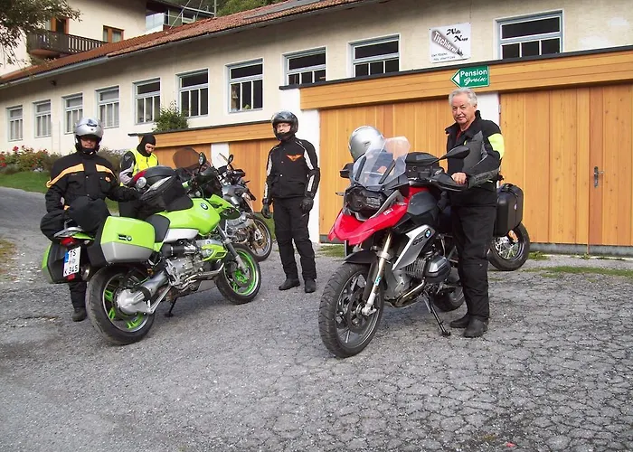 Grein بيت ضيافة